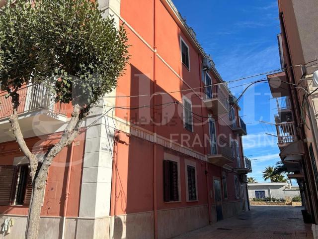 Appartamento in vendita a Margherita di Savoia, Barletta-Andria-Trani