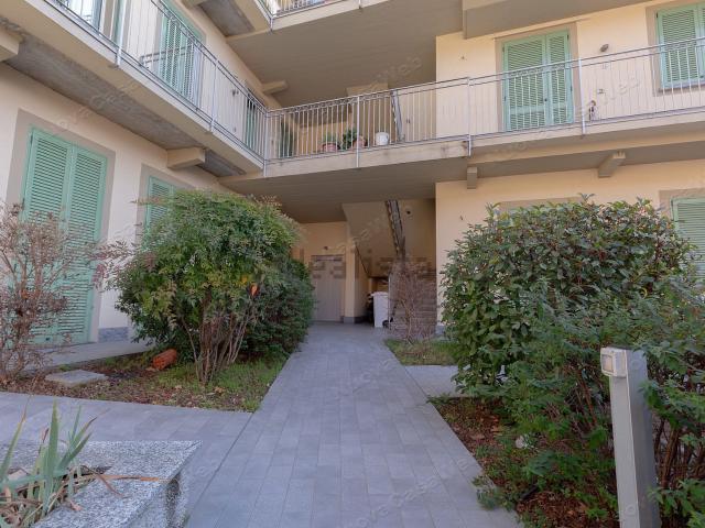 Appartamento in vendita a Rovellasca, Lombardia