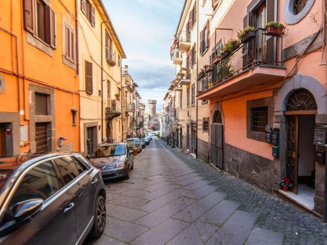 Appartamento in vendita a Viterbo, Lazio
