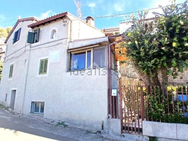 Appartamento in vendita a Serrone, Lazio