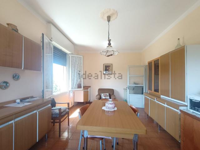 Appartamento in vendita a Rosselli, Modena