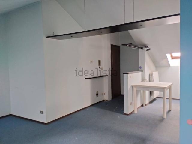 Appartamento in vendita a Porta Torino, Vercelli
