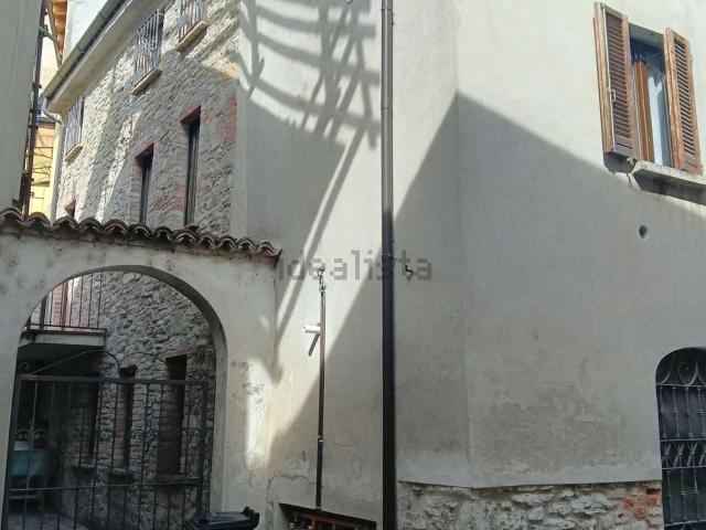 Appartamento in vendita a Alta Val Tidone, Nibbiano