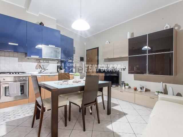 Appartamento in vendita a Villaggio del Sole, Limbiate