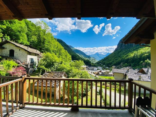 Appartamento in vendita a Fontainemore, Aosta