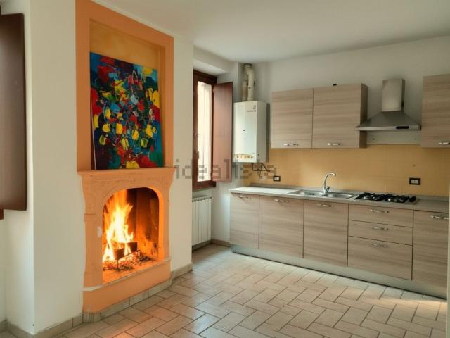 Appartamento in vendita a Varallo Pombia, Novara