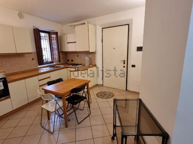 Appartamento in vendita a Centro Storico, Marche