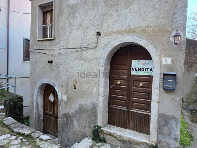 Appartamento in vendita a Montemarano, Campania