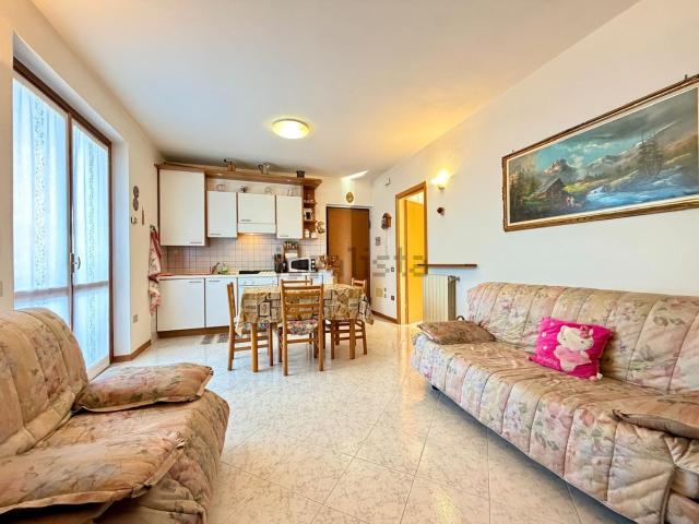 Appartamento in vendita a Songavazzo, Lombardia