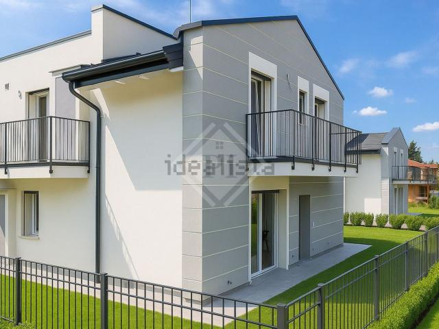 Appartamento in vendita a Malnate, Lombardia