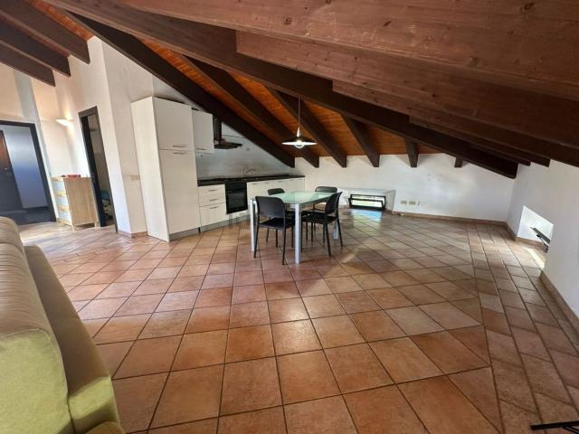 Appartamento in vendita a Centro, Follonica