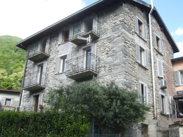 Appartamento in vendita a Nesso, Lombardia
