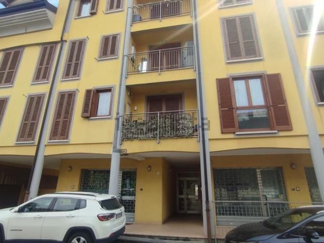 Appartamento in vendita a Roncello, Lombardia
