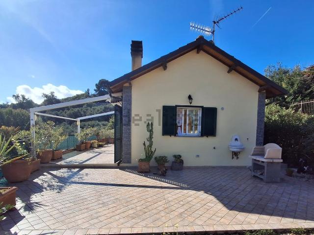 Appartamento in vendita a Civezza, Liguria