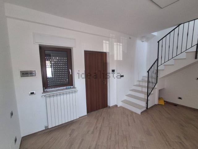 Appartamento in vendita a Lainate, Milano