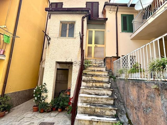 Appartamento in vendita a Capanne, Montignoso