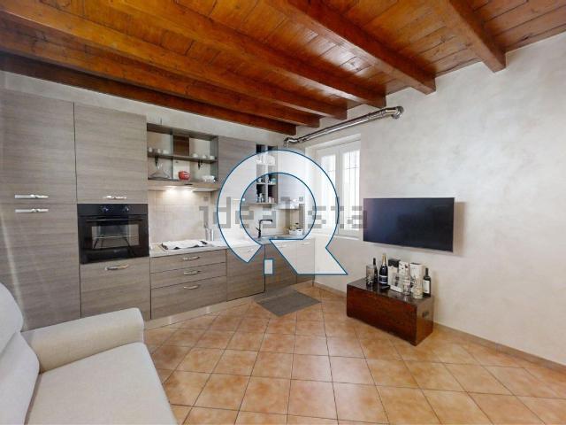 Appartamento in vendita a Rovellasca, Lombardia