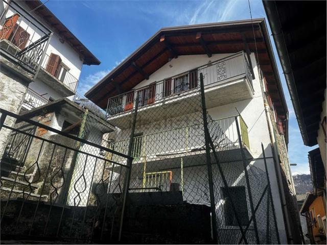 Appartamento in vendita a San Bartolomeo Val Cavargna, Lombardia