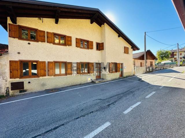 Appartamento in vendita a Castione Della Presolana, Lombardia