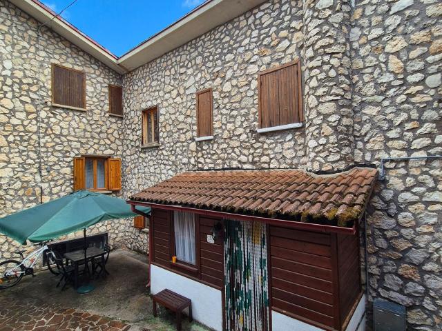 Appartamento in vendita a Cerri, Rocca di Cambio