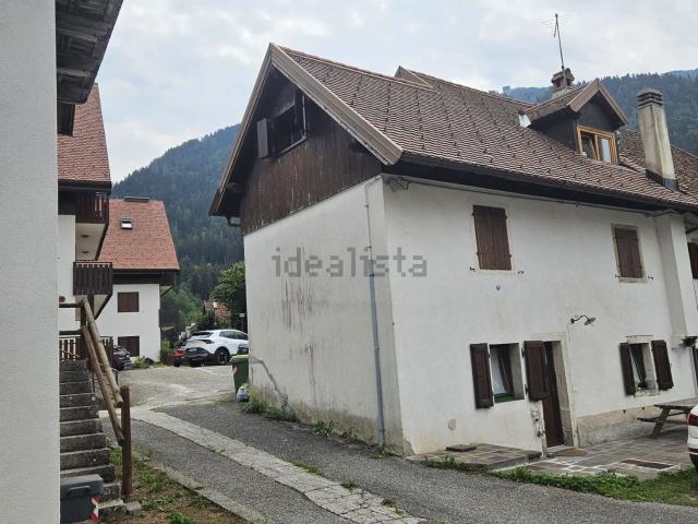 Appartamento in vendita a Ravascletto, Friuli-Venezia Giulia