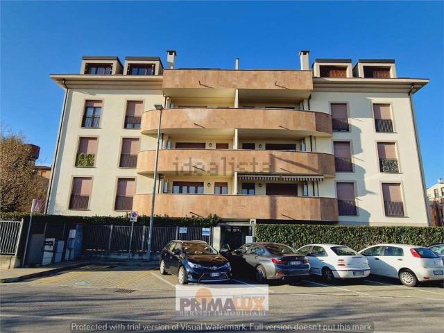 Appartamento in vendita a Cesano Maderno, Lombardia