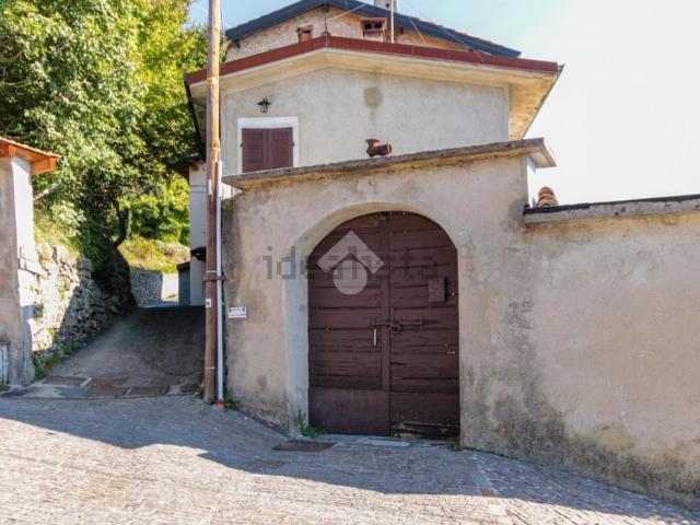 Appartamento in vendita a Comunità Montana Parco Alto Garda bresciano, Gargnano