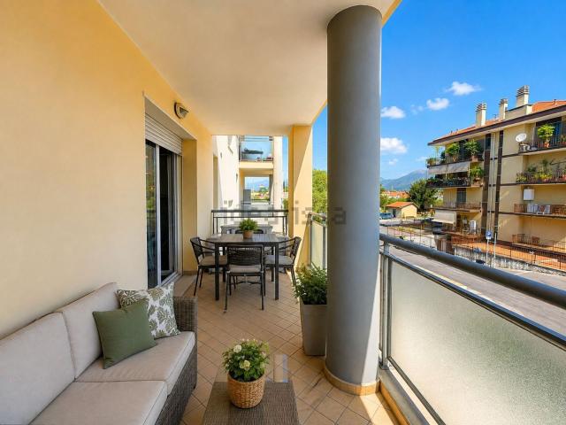 Appartamento in vendita a Albenga, Liguria