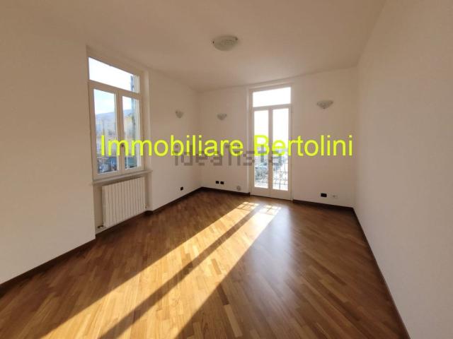 Appartamento in vendita a Bordighera, Liguria