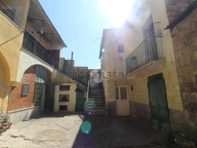 Appartamento in vendita a Casagiove, Caserta