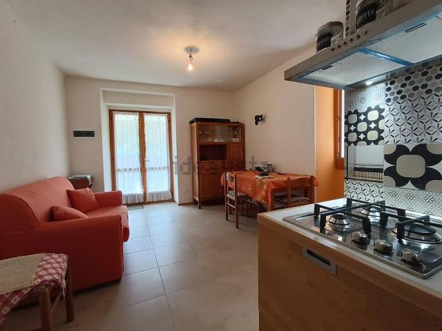 Appartamento in vendita a Rossanella, Piazzatorre