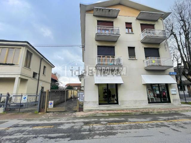 Appartamento in vendita a Valera, Varedo