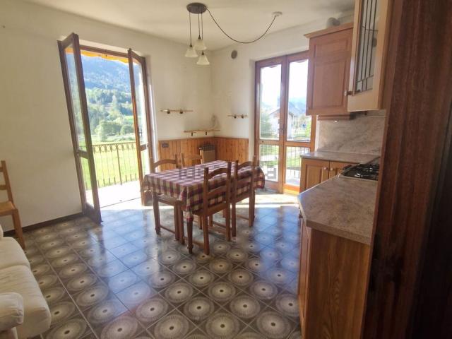 Appartamento in vendita a Fiorine, Clusone