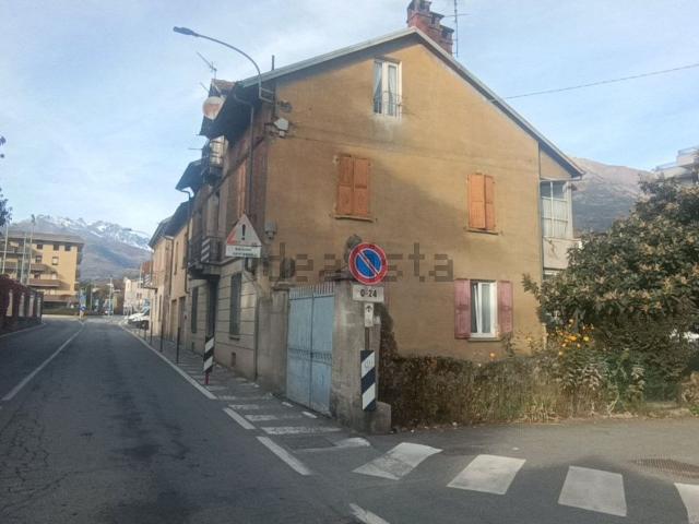 Appartamento in vendita a Porossan-Roppoz, Aosta / Aoste