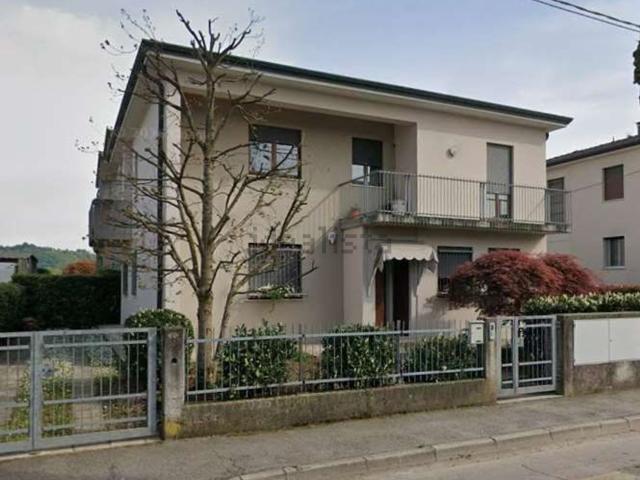 Appartamento in vendita a Vicenza, Veneto