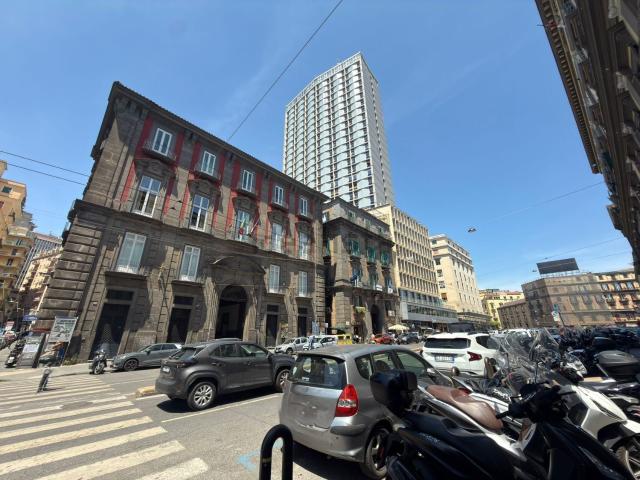 Appartamento in vendita a Municipalità 2, Campania