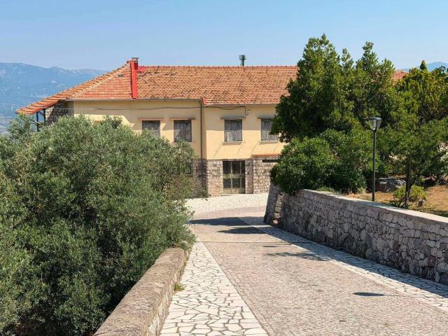 Appartamento in vendita a Postiglione, Campania