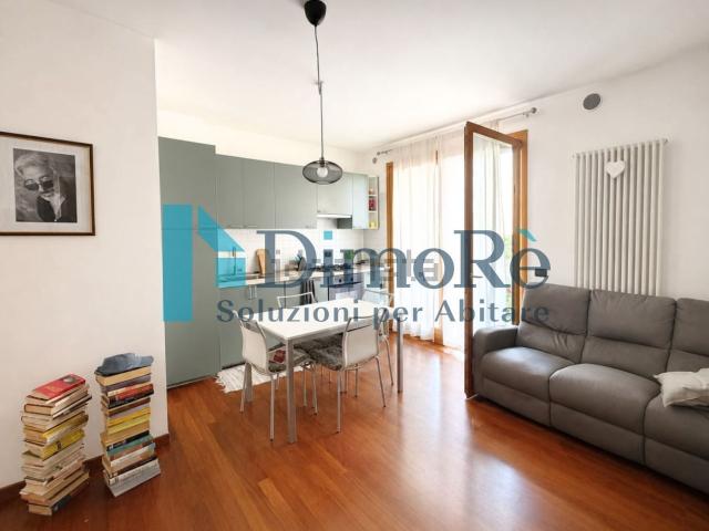 Appartamento in vendita a Lanzago, Silea