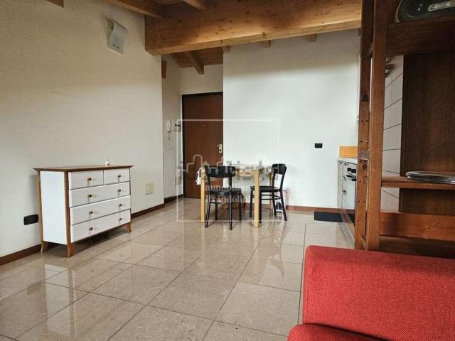 Appartamento in vendita a Valle Olona, Varese