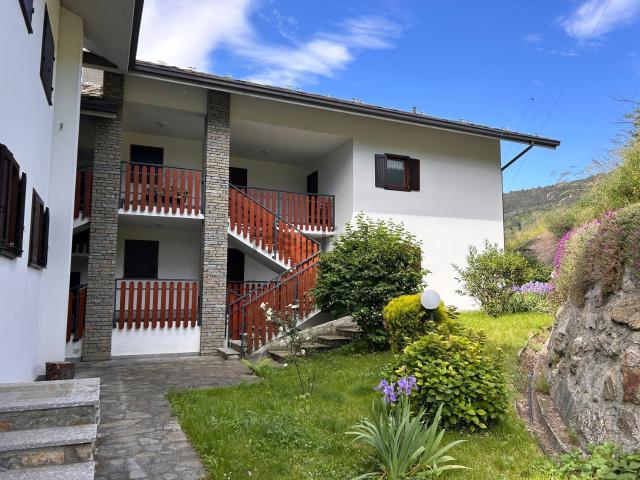 Appartamento in vendita a Challand-Saint-Victor Capoluogo - Ville, Challand Saint Victor