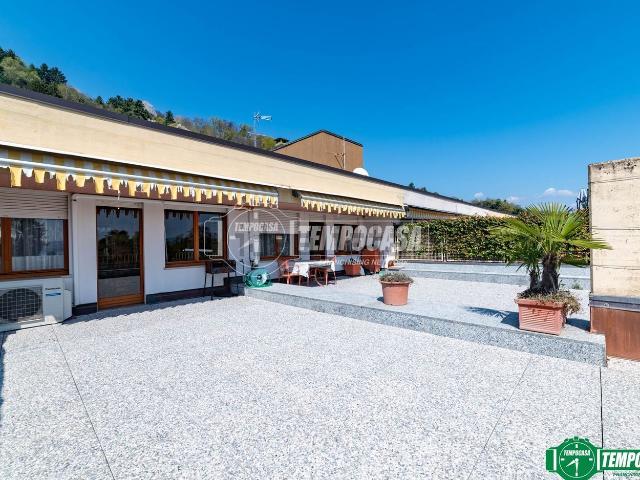 Attico in vendita a Villa Lesa, Piemonte