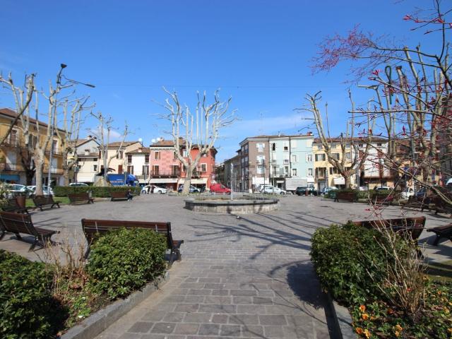 Appartamento in vendita a Desenzano Del Garda, Lombardia