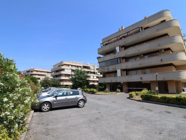 Attico in vendita a Municipio Roma VI, Roma Capitale
