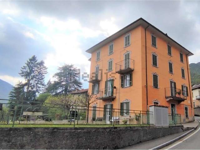 Appartamento in vendita a Comunità Montana della Valle Brembana, Costa Di Serina