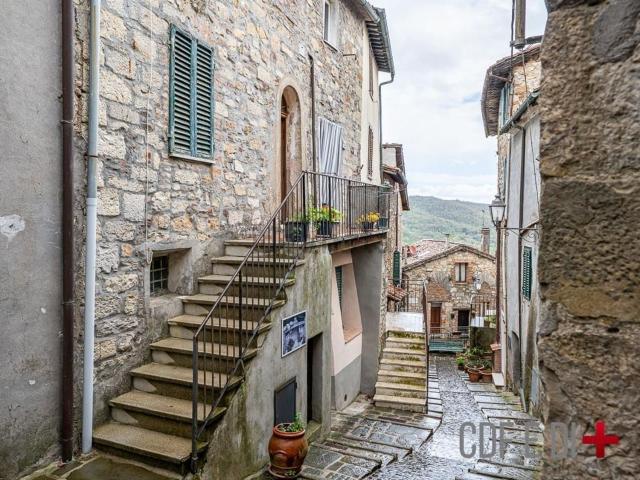 Appartamento in vendita a Montieri, Toscana