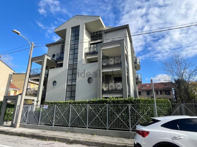 Appartamento in vendita a Cascina Convenio, Lissone