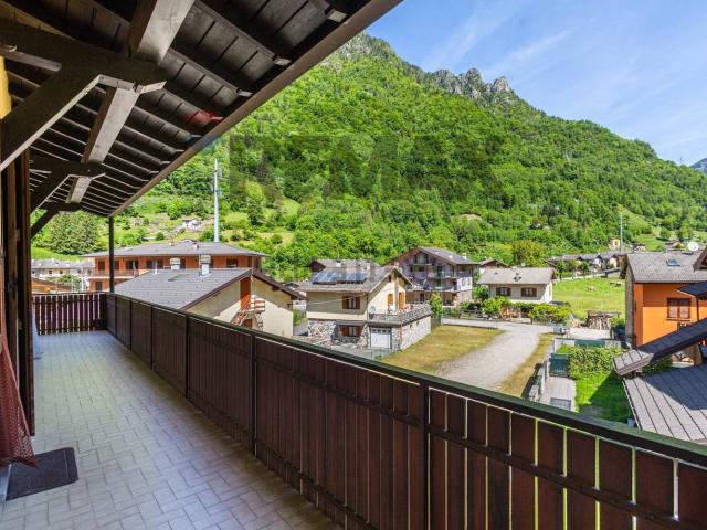 Appartamento in vendita a Comunità Montana della Valle Brembana, Isola Di Fondra