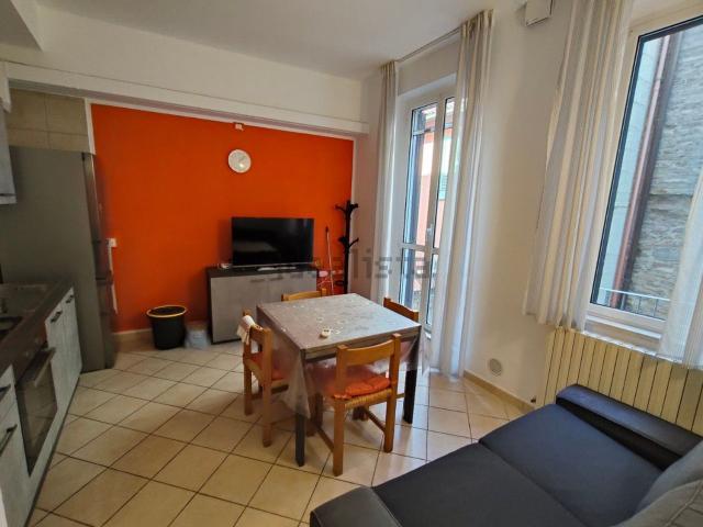 Appartamento in vendita a Centro Storico, Marche