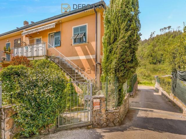 Appartamento in vendita a Riccò Del Golfo, Liguria