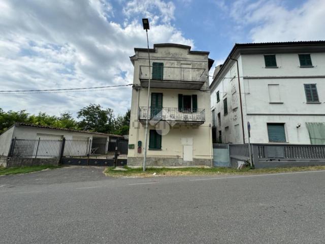 Appartamento in vendita a Montù Beccaria, Lombardia